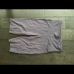 Lululemon Capri Pants
